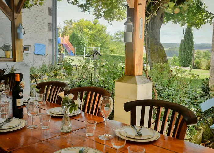 Maswari En Drapeau Tatil Evi Lusignac