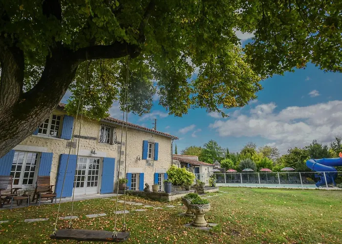 Tatil Evi Maswari En Drapeau Lusignac